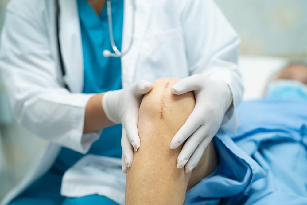 5 Key Benefits of Physical Therapy Following Joint Replacement Surgery